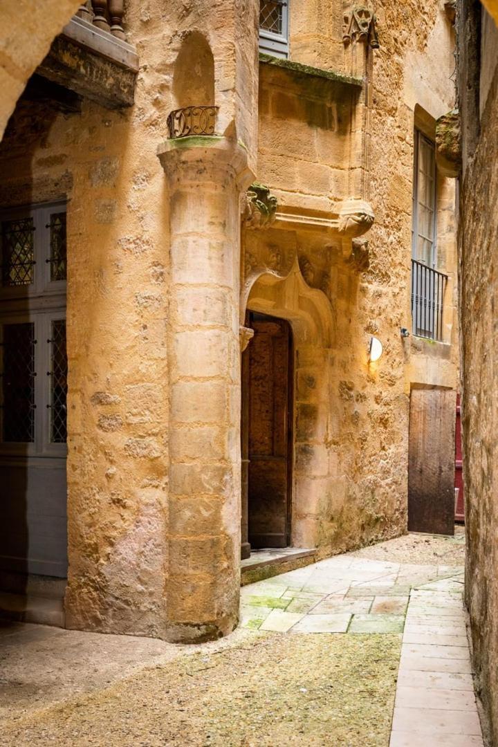 L'Intimiste - Place De La Liberte Sarlat-la-Canéda Eksteriør billede